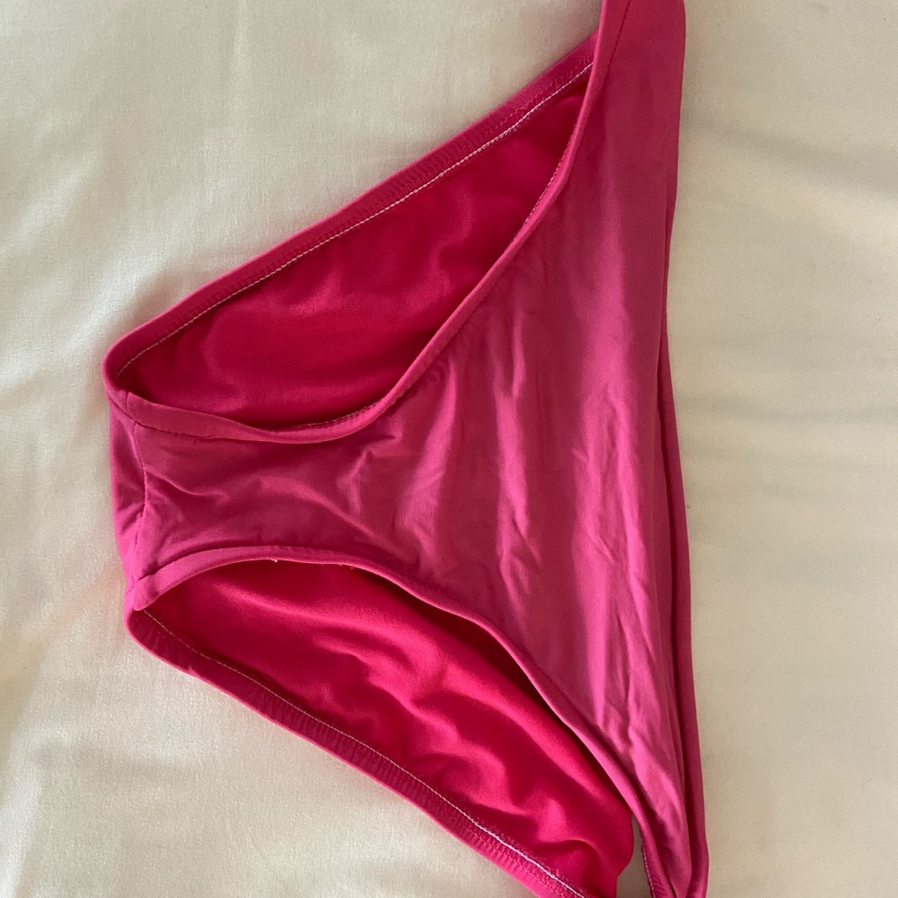 Bikini bottoms